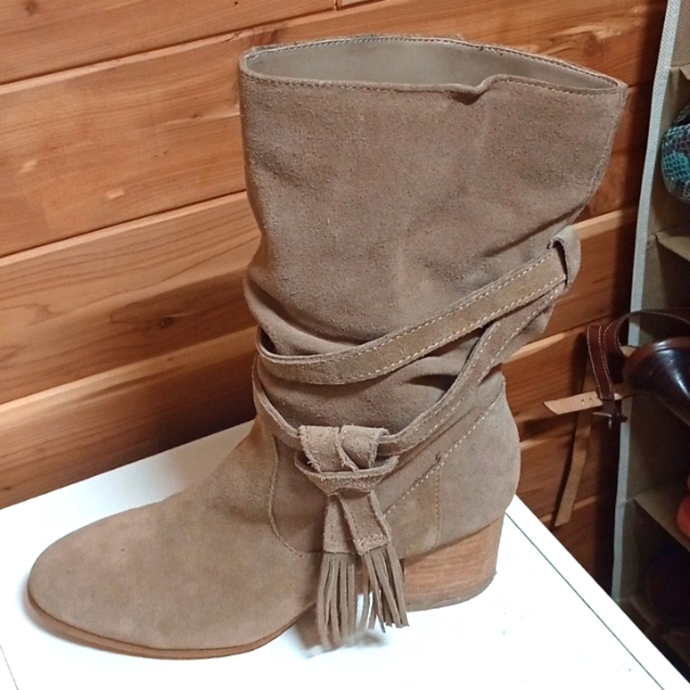 Boots "Johnny"